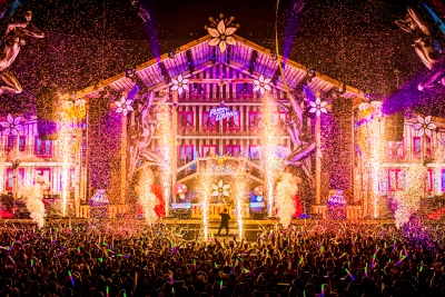 Busreis naar Pussy Lounge 2026