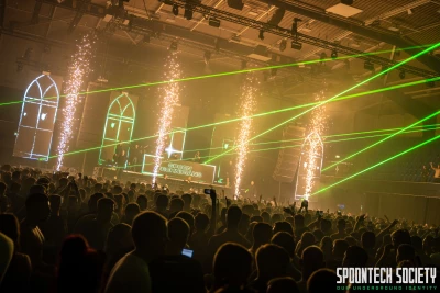 Bus naar Spoontech Society presents 15 Years of Spoontech 2025